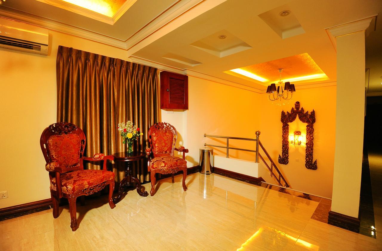Union Square Hotel Yangon Exterior foto